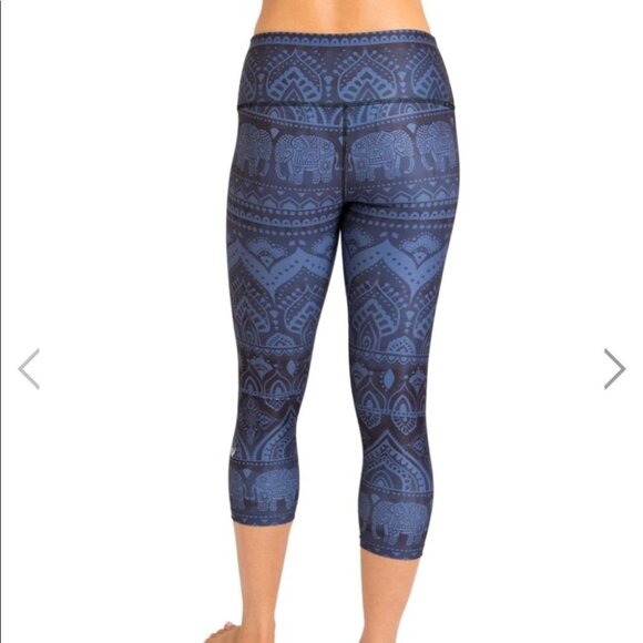 My Inner Fire Sacred Elephant Print Yoga Capri Crop Leggings - Picture 2 of 12